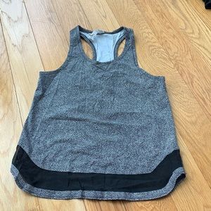 Lululemon workout top